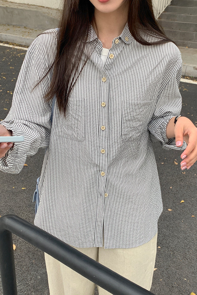 Loose-fitting Blue Striped Shirt